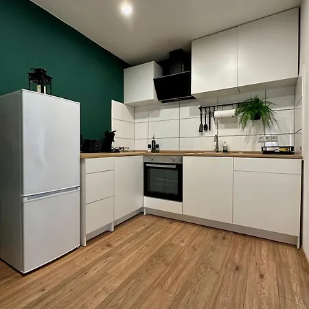 Modernes Am Dreilaendereck