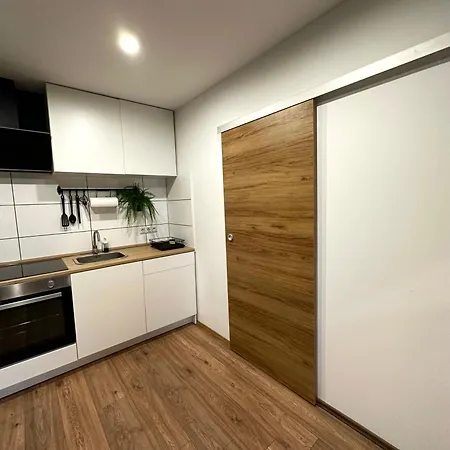 Modernes Am Dreilaendereck *