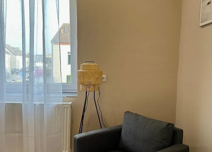 Modernes Am Dreilaendereck *